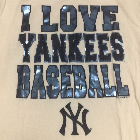⚾️Official New York Yankees T-shirt “I Love Yankees Baseball”Sz L cream and blue - Picture 3 of 6